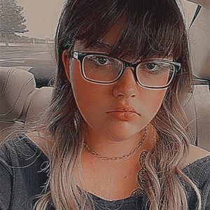 Meet your Posher, Delaney